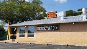 Brickyard Bbq outside