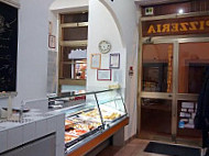 Pizzeria Rosticceria Eureka inside