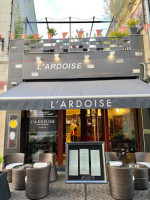 L'Ardoise outside