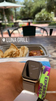 Luna Grill inside