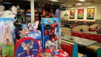 Chuck E. Cheese inside