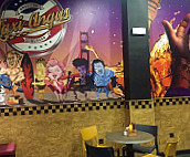 Taxi-angus Burger Estepona inside