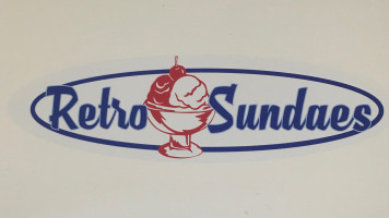 Retro Sundaes outside