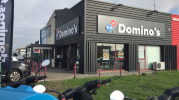 Domino's Pizza food