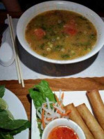 Pho Vi Van food