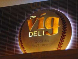 Vig Deli food