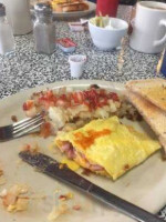 Monroe Street Diner food