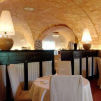 Osteria Vecchia Noce inside