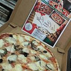 La Casa Pizz food