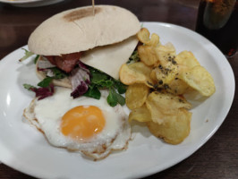 Cafeteria Guinol Alcala De Henares food