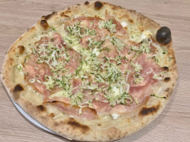 Rossini Pizza food