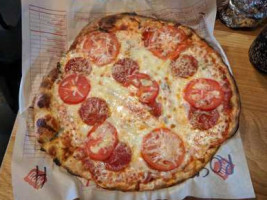 Mod Pizza food