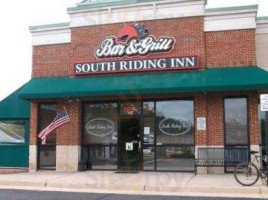 South Riding Inn outside