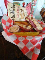 Whiskey Beach Pub food