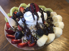 Insane Acai Bar food