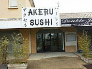 Akeru Sushi outside