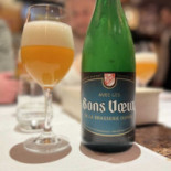 Le Pigeon Noir Nourriture