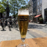 Brasserie T Literatuurtje À l'intérieur