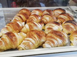 O Melhor Croissant Da Minha Rua food