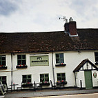 The Horse And Groom Clapham outside