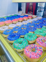 Denna Donuts food