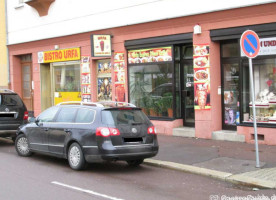 Bistro Urfa outside