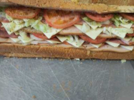 Tubby's Sub Shops food