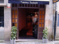 Taberna Saudade Pontevedra outside