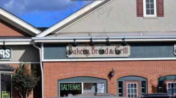 Bakery Bread Grill outside