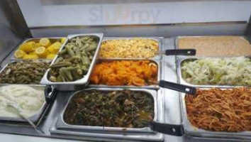 Miss Shirley's Soul Food food