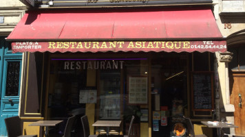 Le Cambodge Montmartre inside