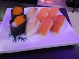 Sushi Ren food