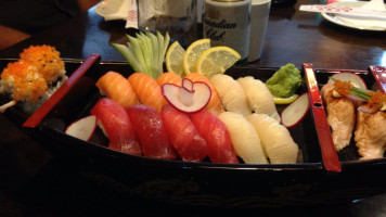 Kinjo Japanese Restaurant and Sushi Bar food