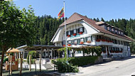 Gasthof Baren outside