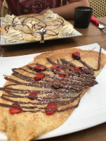 Paradise Crepe food