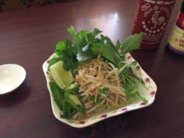 Pho Belmarasia food