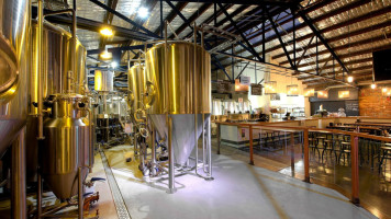 FogHorn Brewhouse inside