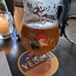 De Auw Pastorie Born Nourriture