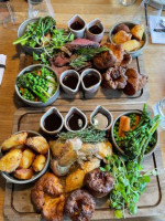 The Exeter Arms food