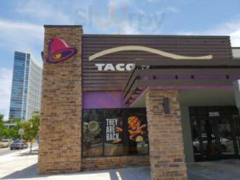 Taco Bell outside