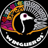 Wingueros food