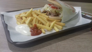 O'mando Grillades Pizzeria Pide Kebab food