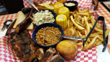 Famous Dave's -b-que food