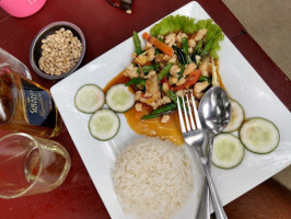 Shwe Yar Su food