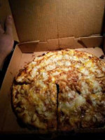 Muncheez Pizzeria food