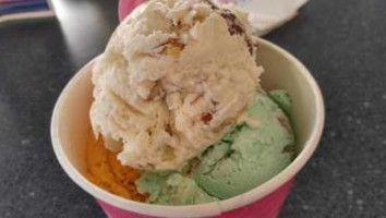 Baskin-robbins food