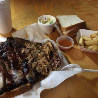 Archibald Woodrow's Bbq food