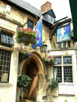 The Mermaid At Burford outside