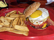 Red Robin Gourmet Burgers And Brews food