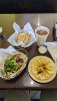 Eats Mediterranean Grill food